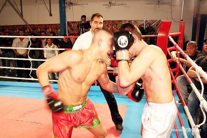 090404_4322_essadoui-eberhardt_fight_night_koeln.jpg