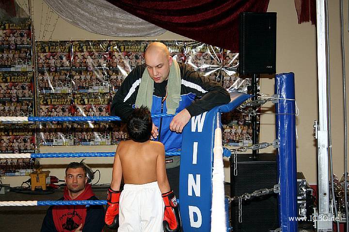 091218_0042_demir-el-abadi_k1_fight_night_ii.jpg