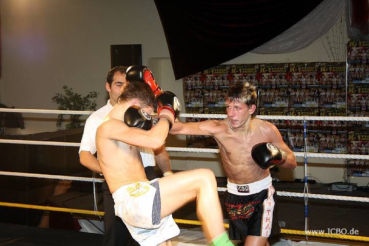 091218_0282_baron-muhoberac_k1_fight_night_ii.jpg