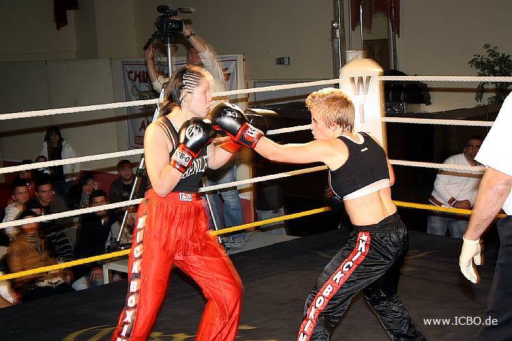 091218_0598_schumacher-kaiser_k1_fight_night_ii.jpg