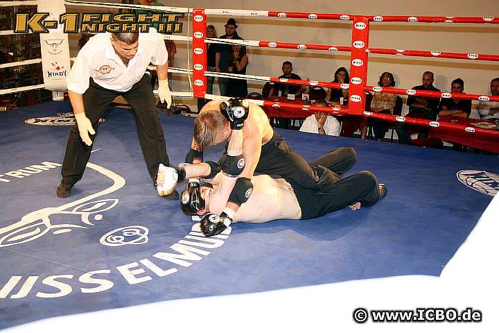 110708_0573_klahs_fischer_k1_fightnight_3.jpg